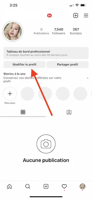 un imprimé d'écran montrant une page de profil Instagram avec une flèche rouge pointant vers un icône à trois traits
